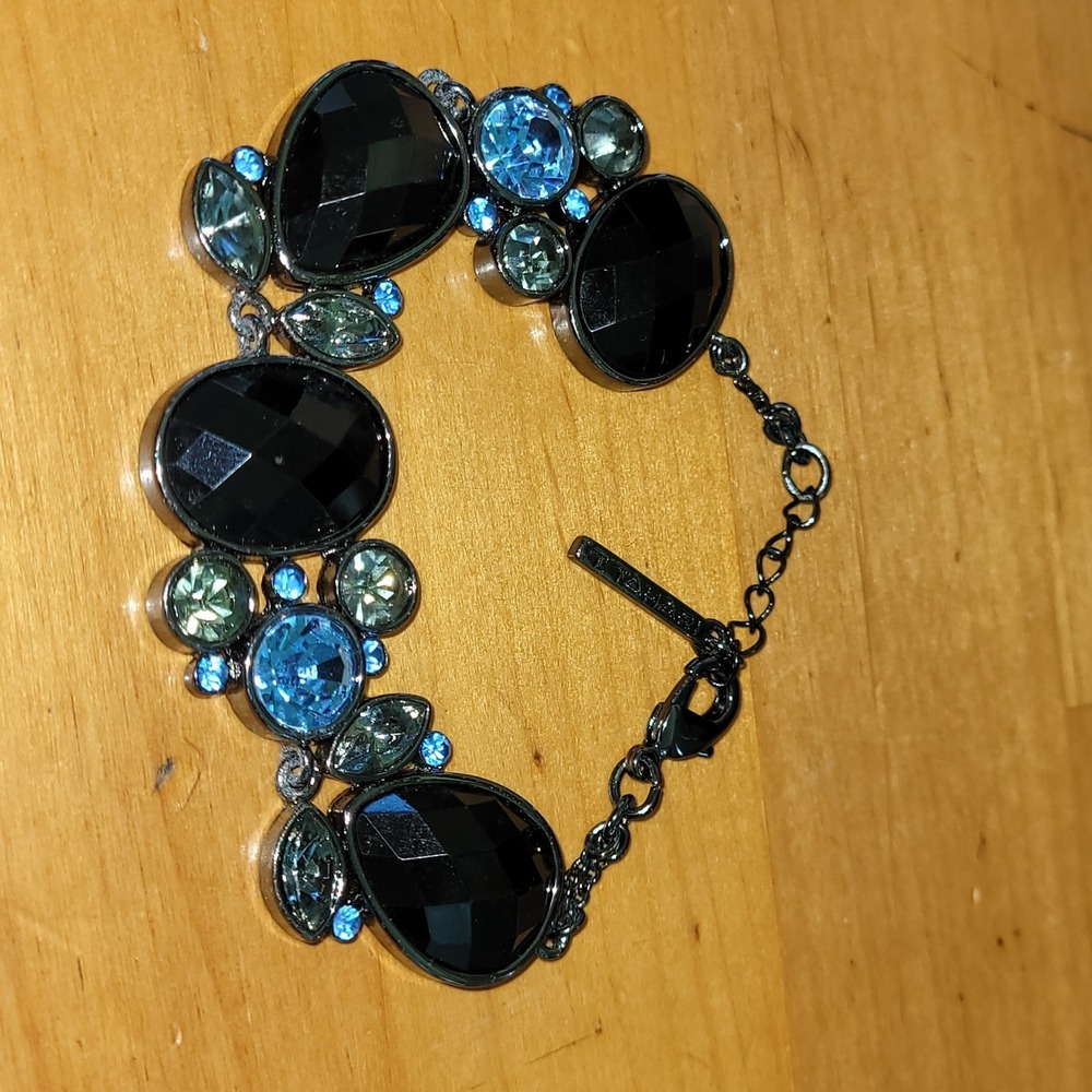 Vintage T TAHARI Gunmetal Black Blue Crystal Cluster Link Bracelet